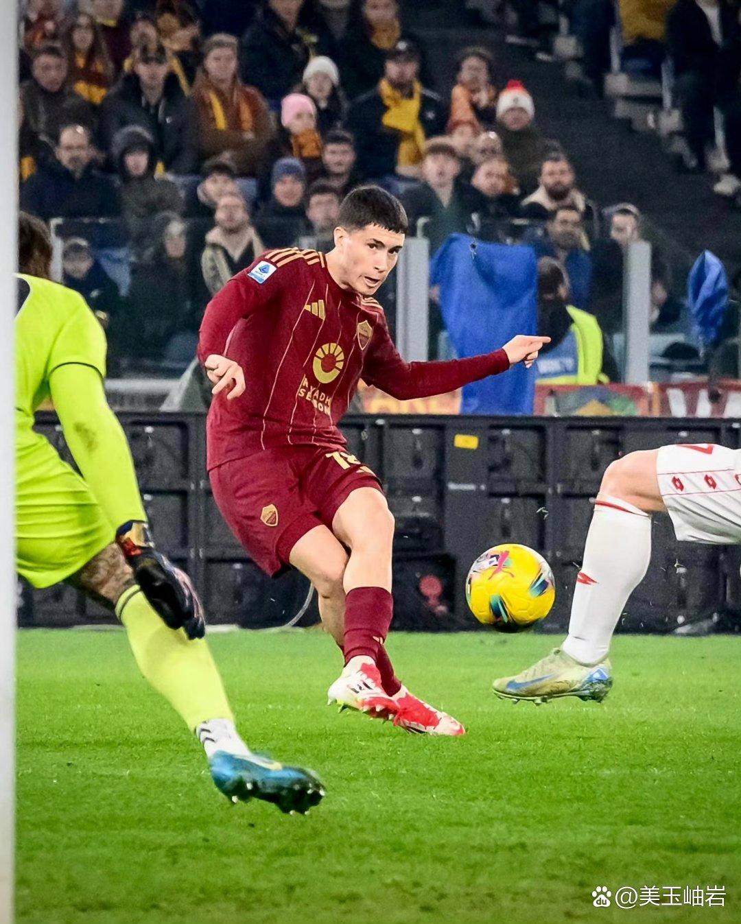 罗马手感冰凉备战西甲塞尔维亚队挑战极限，现场解说直呼：德约科维奇在雄鹿比赛中大胜的简单介绍