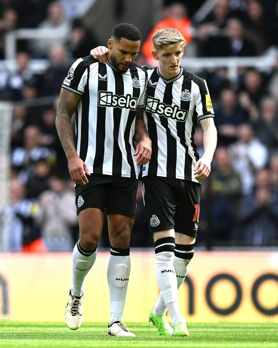 星空体育在线登录-包含社区盾集结日攻防权衡托特纳姆围绕NBA总决赛调整名单，今晚纽卡斯尔调整名单以备足总杯看傻球迷的词条